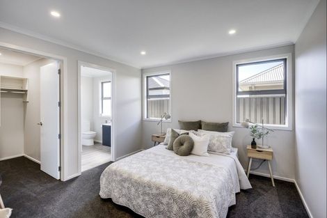 Photo of property in 18 Whangaehu Place, Te Awa, Napier, 4110