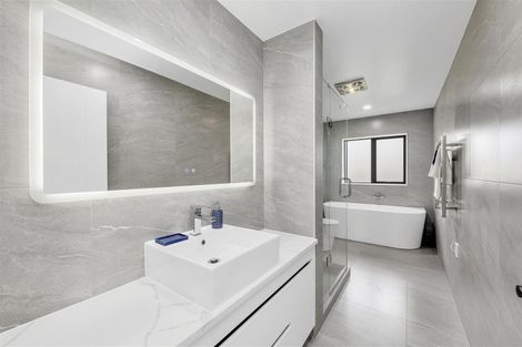 Photo of property in 11 Crossgar Road, Flat Bush, Auckland, 2019