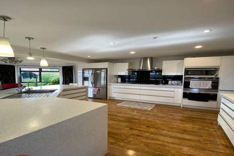 Photo of property in 39 Lansell Drive, East Tamaki Heights, Auckland, 2016