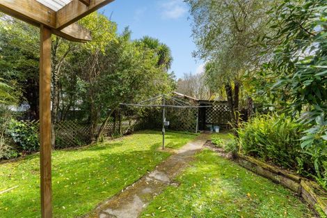 Photo of property in 79 Pahiatua Street, Hokowhitu, Palmerston North, 4410