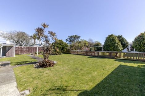 Photo of property in 25 Battiscombe Terrace, Waitara, 4320
