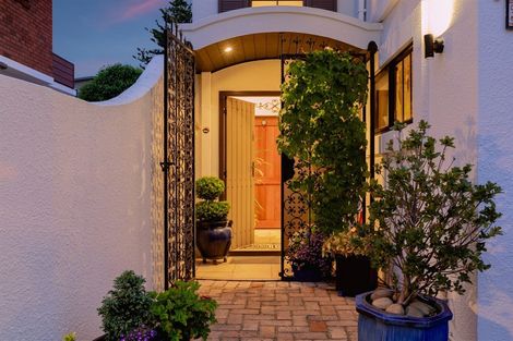 Photo of property in 3b Pacific Avenue, Mount Maunganui, 3116