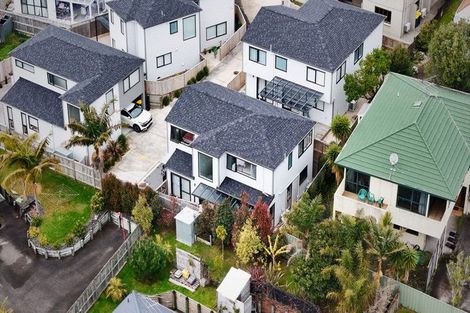 Photo of property in 152b Luckens Road, West Harbour, Auckland, 0618