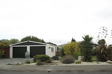 Photo of property in 64 Shrimpton Road, Haumoana, 4102