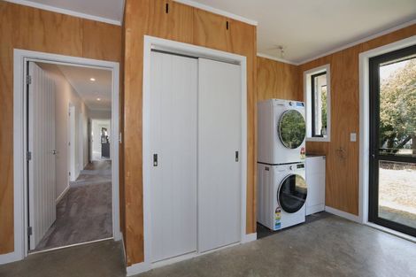 Photo of property in 6 George Street, Bulls, 4818