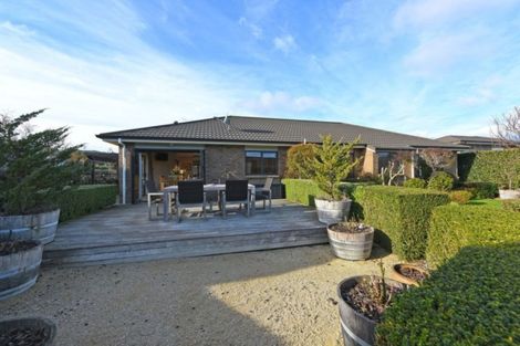Photo of property in 116 Kirton Drive, Riverstone Terraces, Upper Hutt, 5018