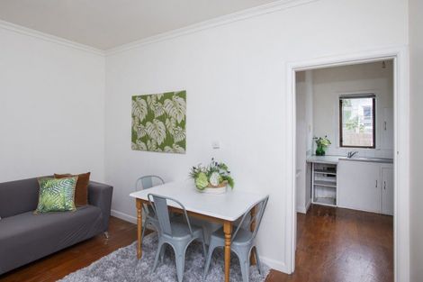 Photo of property in 1 Parau Street, Kaiti, Gisborne, 4010