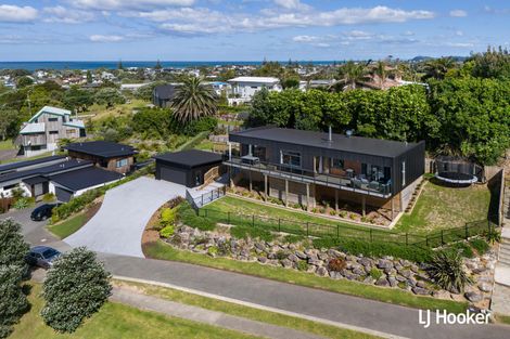 Photo of property in 13 Ralph Lane, Waihi Beach, 3611