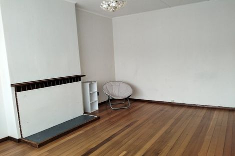 Photo of property in 17 Hall Crescent, Epuni, Lower Hutt, 5011