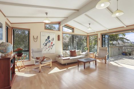 Photo of property in 706 Huia Road, Parau, Auckland, 0604