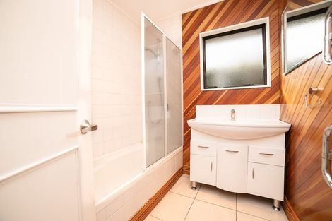 Photo of property in 6a Strowan Avenue, Fairfield, Hamilton, 3214