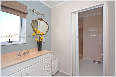 Photo of property in 6 Brown Street, Foxton, 4814