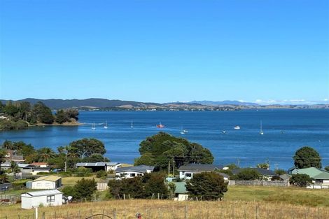 Photo of property in 3 Whatonga Place, Whangarei Heads, 0174