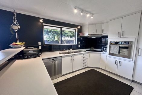 Photo of property in 14 Coleridge Place, Stoke, Nelson, 7011