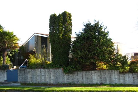 Photo of property in 13 Railway Esplanade, East Gore, Gore, 9710