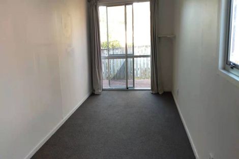 Photo of property in 15 Rata Road, Stanmore Bay, Whangaparaoa, 0932