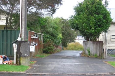 Photo of property in 14a Woodglen Road, Glen Eden, Auckland, 0602
