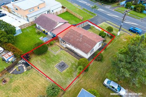 Photo of property in 2/558 Swanson Road, Ranui, Auckland, 0612