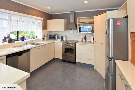 Photo of property in 2/35 Bay Street, Red Beach, 0932