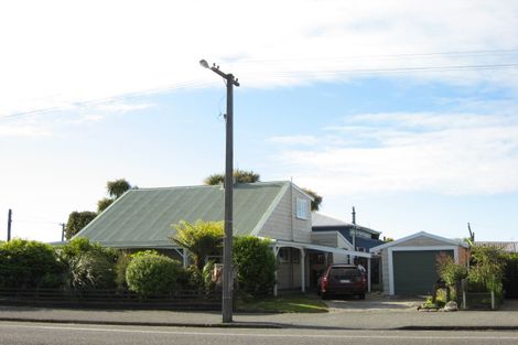 Photo of property in 13 Brougham Street, Westport, 7825