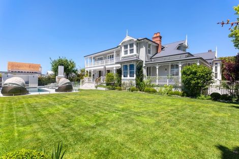 Photo of property in 21 Herne Bay Road, Herne Bay, Auckland, 1011