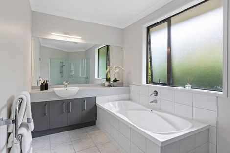 Photo of property in 48 Mccathie Road, Puhoi, Silverdale, 0994