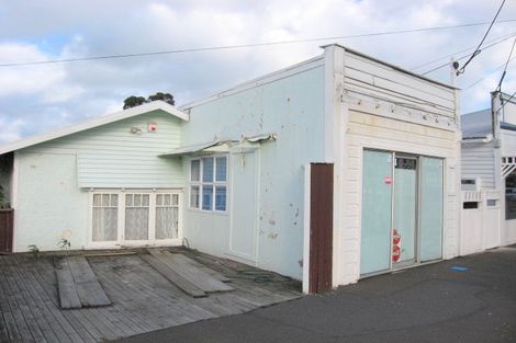 Photo of property in 89 Onepu Road, Lyall Bay, Wellington, 6022