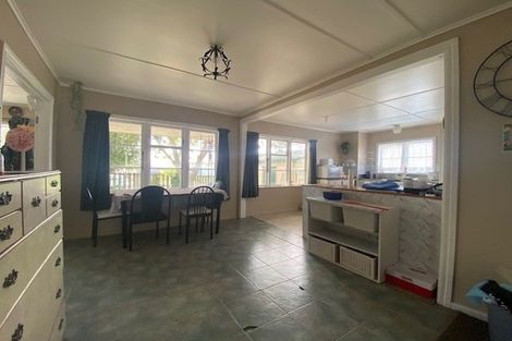 Photo of property in 15 Alexander Avenue, Onekawa, Napier, 4110