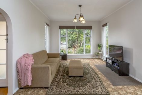 Photo of property in 422 High Street South, Carterton, 5713