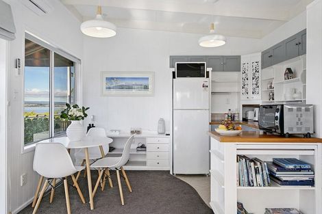 Photo of property in 2/22 Alberta Street, Acacia Bay, Taupo, 3330