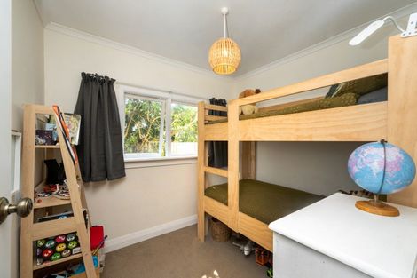 Photo of property in 5 Grove Road, Haumoana, 4102