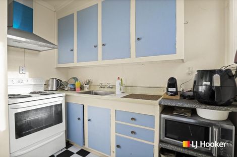 Photo of property in 34 Elm Row, Dunedin Central, Dunedin, 9016