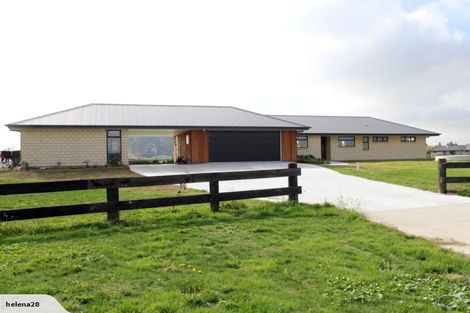 Photo of property in 10 Clover Close, Matangi, Hamilton, 3283