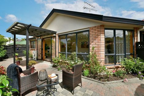 Photo of property in 16 Red Hibiscus Road, Stanmore Bay, Whangaparaoa, 0932