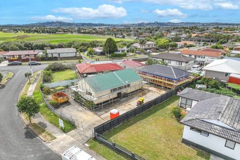 Photo of property in 6 Jodie Place, Flat Bush, Auckland, 2023