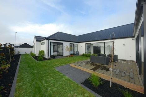 Photo of property in 137 Metehau Street, Marshland, Christchurch, 8083