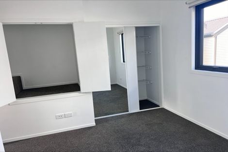 Photo of property in 1 Te Puketoka Lane, Mangere, Auckland, 2022