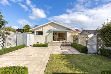 Photo of property in 18 Glenside Avenue, Ilam, Christchurch, 8041
