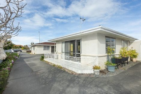 Photo of property in 2/89 Riverbend Road, Onekawa, Napier, 4110