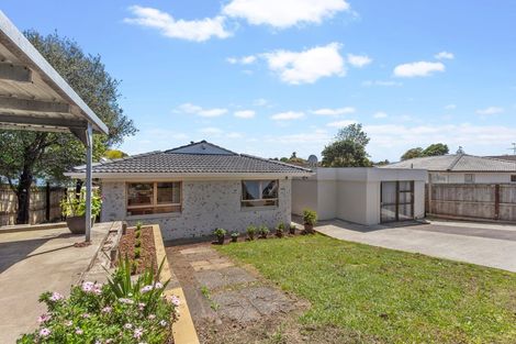 Photo of property in 6 Suwyn Place, Weymouth, Auckland, 2103