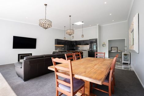 Photo of property in 23 Glenside Road, Glenside, Wellington, 6037