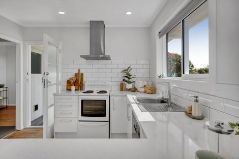 Photo of property in 1141 Devon Road, Bell Block, New Plymouth, 4373