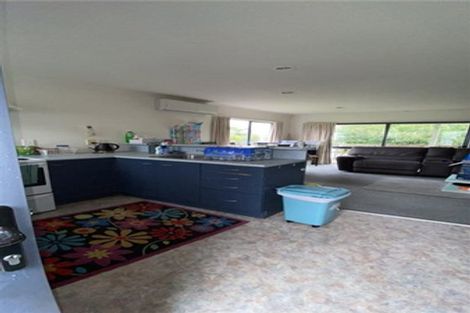 Photo of property in 41 Woodglen Road, Glen Eden, Auckland, 0602