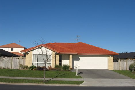 Photo of property in 190 Wattle Farm Road, Wattle Downs, Auckland, 2103