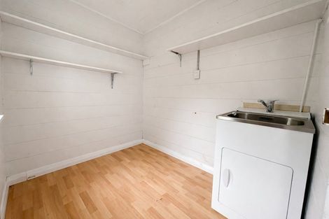 Photo of property in 108 Mortimer Terrace, Brooklyn, Wellington, 6021