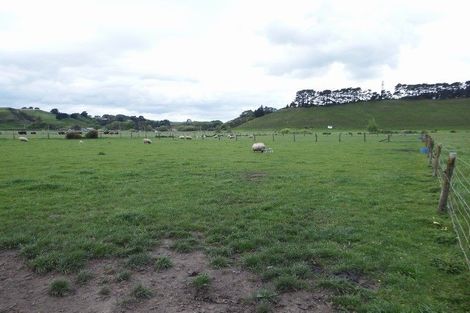 Photo of property in 57 Wikitoria Road, Putiki, Whanganui, 4501