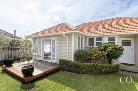 Photo of property in 25b Pine Avenue, Otumoetai, Tauranga, 3110