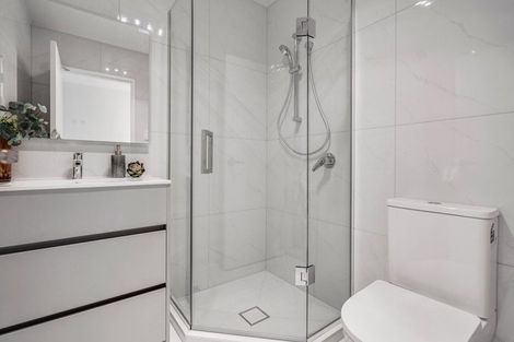 Photo of property in 8/9 Peace Avenue, Mount Wellington, Auckland, 1062