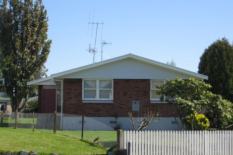 Photo of property in 56 Henderson Crescent, Parkvale, Tauranga, 3112
