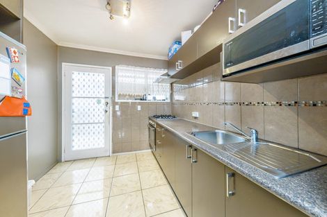 Photo of property in 2/87 Station Road, Papatoetoe, Auckland, 2025